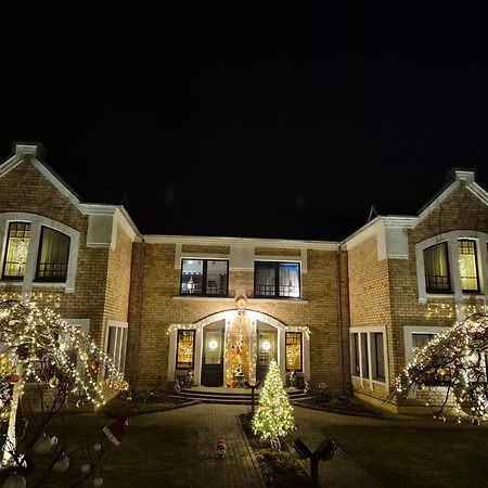 Villa Leonardo Ventspils Exterior foto