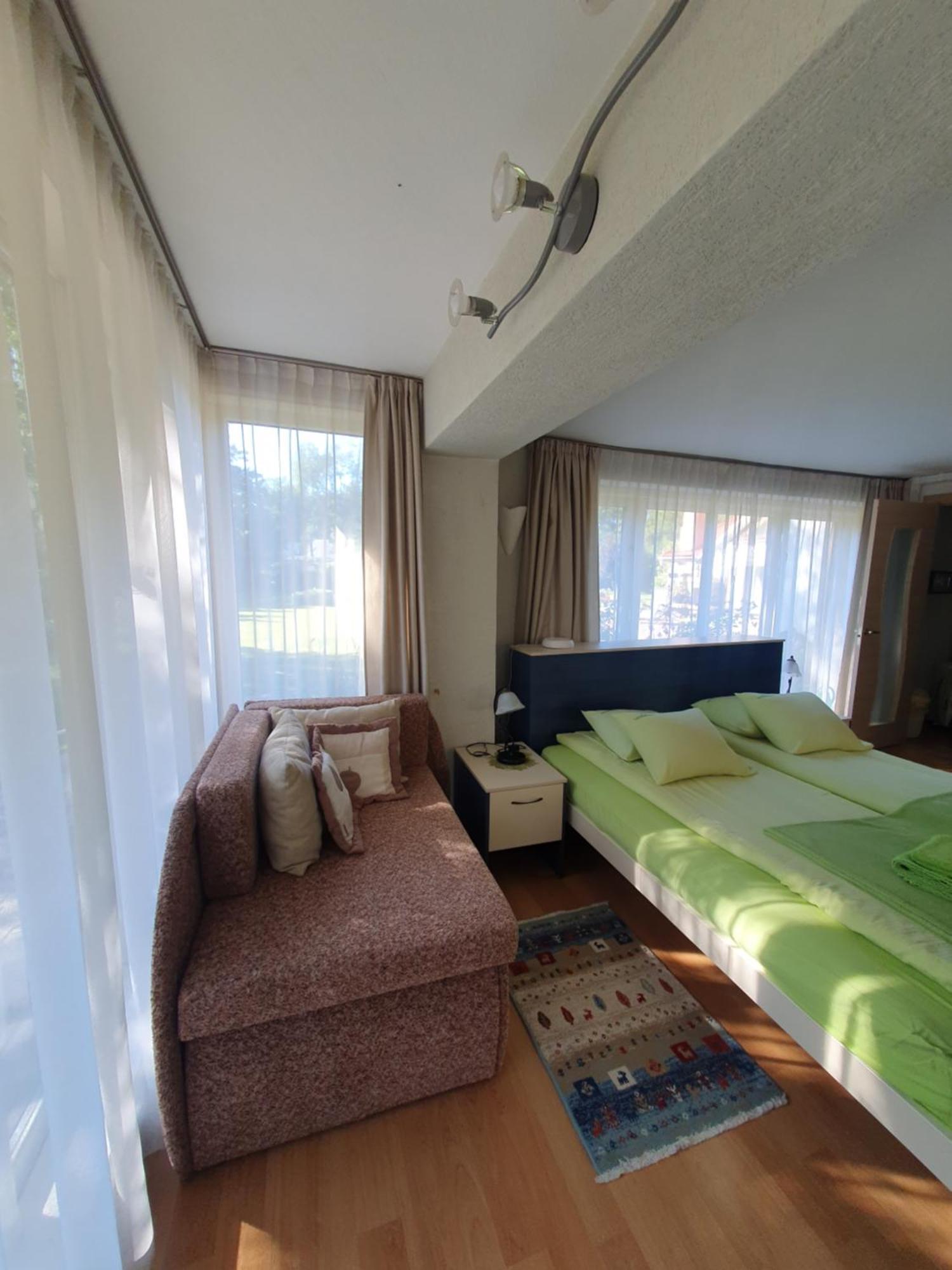 Villa Leonardo Ventspils Exterior foto